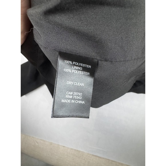 Rachel Zoe women's tailored blazer in classic black - Picture 6 of 10